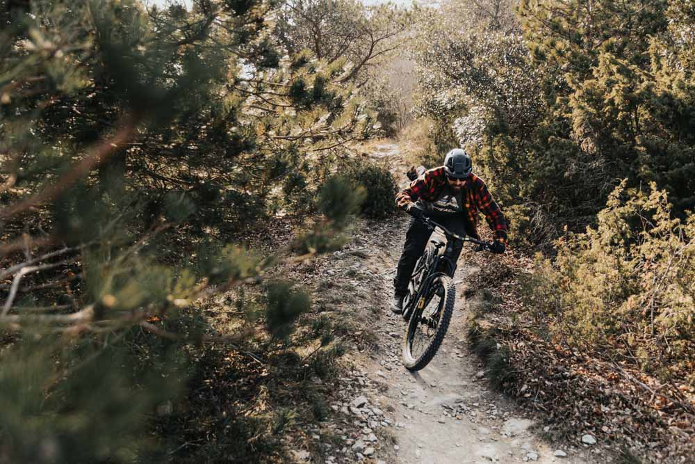 Mountianhike Fotoshooting Finale Ligure italien E Enduro Ebike Hohe 8-5